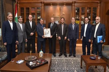نبیه بری در دیدار با گروه دوستی پارلمانی ایران: ایران با هدایت&zwnj;های آیت&zwnj;الله خامنه&zwnj;ای قدرت برتر منطقه است