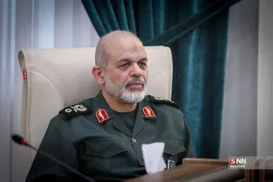سردار وحیدی: باید یک دانشمند و عالِم بالای سر جامعه باشد نه یک هنرپیشه + فیلم