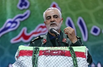 یادتان رفته درون تانک&zwnj;ها برای سربازانتان پوشک بزرگسالان مهیا می&zwnj;کردید؟/ جایی که فکرش را نمی&zwnj;کنید نزدیکتان هستیم/ بیا! خودم حریف شما هستم + فیلم