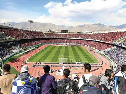 تقسیم ترسناک هواداران استقلال و پرسپولیس در دربی!
