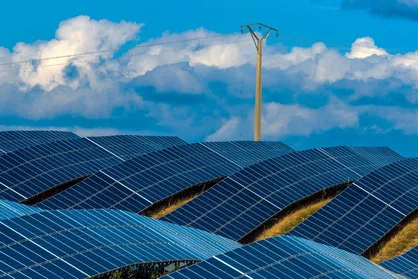 چرا تولید برق از انرژی&zwnj;های تجدیدپذیر برای ایران حیاتی است؟