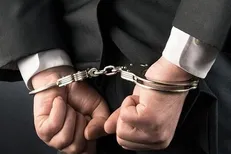 بازداشت ۱۱ مسئول استان هرمزگان به اتهام همکاری در قاچاق سوخت