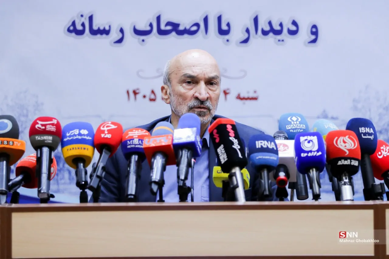 رئیس دانشگاه تهران: در مرحله بدوی رسیدگی به اتفاقات ۱۴۰۴ برای ۱۱ پرونده حکم صادر شده و احکام ۱۰ پرونده هم تا هفته آینده صادر می‌شود/ تا پایان تابستان درباره همه‌ تصمیم‌گیری می‌شود + فیلم