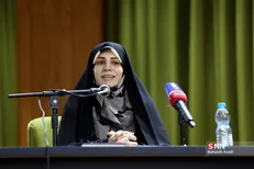 بختیار خلج: پیشنهاد بیمه زنان دارای سه فرزند و بیشتر به دولت ارائه شده است