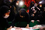 وداع با پیکر شهید مدافع حرم عین‌الله مصطفایی