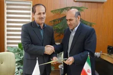 تفاهم‌نامه همکاری دانشگاه آزاد سنندج با ستاد مبارزه با قاچاق کالا امضا شد