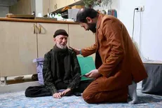 دیدار مدیرکل هنر‌های تجسمی با حسین نوری هنرمند جانباز