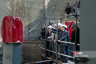 بازدید فتاح رییس بنیاد مستضعفان از روند ساخت پلاسکو