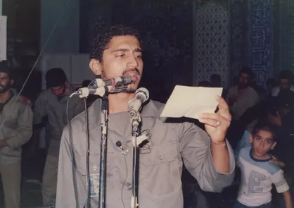 مداحی که به خاطر رد کردن پول دیگر در حرم امام (ره) نخواند