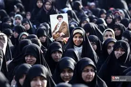مسائل زنان به دستاویزی برای نمایش سیاسی و کسب رای بیشتر بدل شده است