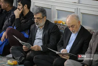 علی اکبر صالحی رییس سازمان انرژی اتمی و بهروز کمالوندی سخنگوی سازمان انرژی اتمی در مراسم ترحیم زهرا عبدالمحمدی خبرنگار فقید خبرگزاری فارس

