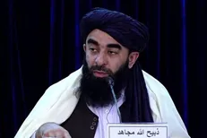 سخنگوی طالبان: پاکستان از به‌کارگیری ادبیات تهدیدآمیز خودداری کند