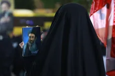 شعار سمنانی‌ها در یکصد و شصمین شب اقتدار: انتقام شهید نزدیک است+ فیلم