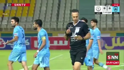 صحنه مشکوک به اخراج دروازه&zwnj;بان چادرملو, در نهایت داور اعتقادی به کارت قرمز نداشت