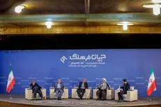 مهدیانی: تلاش کردیم میان مباحث نظری و مسائل عینی جامعه زنجیره ایجاد کنیم؛ روایتی از پشت صحنه «جریان فرهنگ» و گفت‌وگوی معلم‌ها درباره فرهنگ