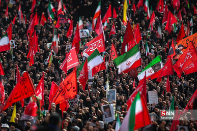 آی ایران حسینی! نبری از یادش که فدایی وطن شد نوه نوزادش/ مداحی کربلایی امین قدیم در آیین وداع با پیکر مطهر رهبر شهید + فیلم