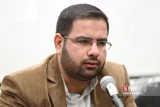 اکران مستند مردم نامحرم اند در دانشگاه تهران