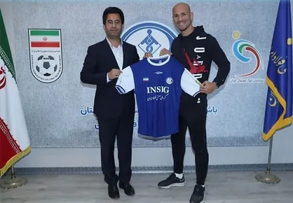 دو بازیکن و یک مربی خارجی در استقلال خوزستان