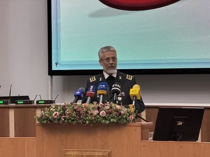 دریادار سیاری: فکر نکنیم جنگ وجود ندارد و همه مسائل با مذاکره و سازش حل و فصل می&zwnj;شود/ نباید دچار غافلگیری فناورانه بشویم + فیلم