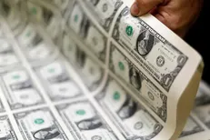 قیمت دلار ؛ سیر نرخ ها از پیش بینی متوهمانه تا روزمرگی ثبات