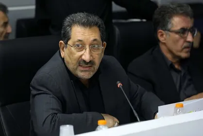 نمی&zwnj;توان گفت محدودیت ارزی نداریم؛ تولید باید در اولویت تأمین ارز باشد