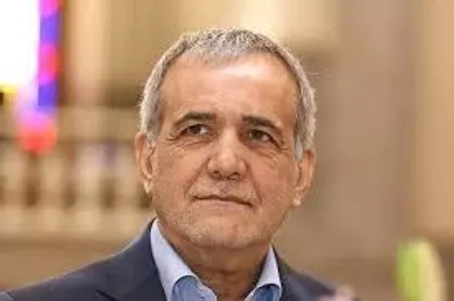 مسعود پزشکیان رای خود را به صندوق انداخت