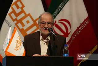 سعید سهراب پور در مراسم اختتامیه پیام آورد