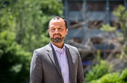 خاندوزی: منابع لازم برای افزایش حقوق&zwnj;ها در نظر گرفته شده است + فیلم