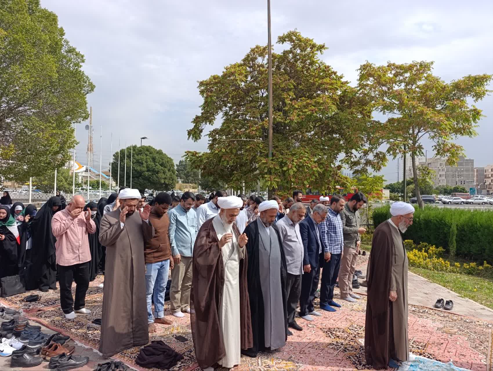 تجمع دانشگاه امام خمینی قزوین