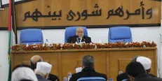 پارلمان فلسطین «محمود عباس» را فاقد صلاحیت سیاسی اعلام کرد