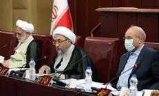 اولین جلسه مجمع تشخیص برای بررسی طرح شفافیت قوای سه‌گانه/ دفاع قالیباف و مخالفت آملی‌ و اژه‌ای با طرح مجلس