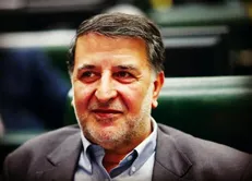 بعضی از نمایندگان مطالبات مردمی را با دهن‌کجی از دستور کار مجلس خارج کردند