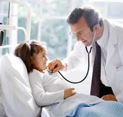 جامعه سربلند پزشكي كشور در سنگرهاي حساس سلامت ايفاي نقش و وظيفه مي&zwnj;کنند