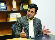 اشتیاقی: ۳۰ هزار میلیارد تومان پول سهامداران در کارگزاری‌ها پارک شده و از بازار خارج نشده است