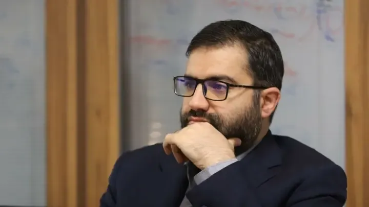 جزئیات طرح سوم سهمیه‌ای بنزین؛ ماهانه ۳۰ لیتر برای هر فرد با قابلیت انتقال + فیلم