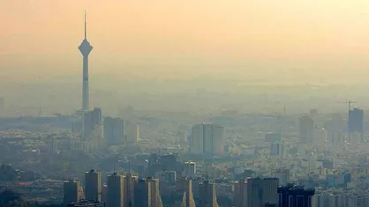 هوای تهران آلوده&zwnj;تر از صبح جمعه شد