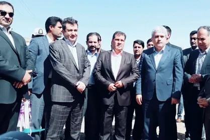 باغ گیاهان دارویی در دانشگاه علوم پزشکی یاسوج کلنگ&zwnj;زنی شد