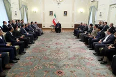 فقرزدایی، هدف بلندمدت دولت دوازدهم است/ برجام اولین مسئله پس از انقلاب است که با آمریکا اختلاف نظر داریم