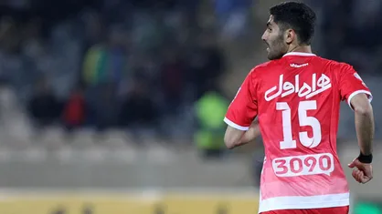 پس از گفتگوی تلفنی با یحیی گل محمدی؛ محمد انصاری در پرسپولیس ماندنی شد