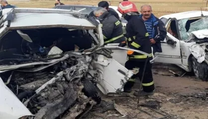جانباختن ۵ نفر در تصادف پراید و پژو در مهاباد