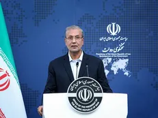 ربیعی: آمریکایی‌ها حتی در بیان نیز صداقت نداشتند / کانال دارویی سویفت مجوز انتقال از آمریکا را ندارد