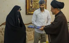 دبیر شورای عالی انقلاب فرهنگی با خانواده شهید «حاج سید احمد قریشی» دیدار کرد