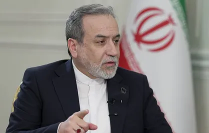 کشور&zwnj;های منطقه هشدار&zwnj;های ما را جدی نگرفتند و شواهدی وجود دارد که حمله به خاک ما بدون اطلاع آنها نبوده است؛ همچنین امکانات و خدماتی به نیرو&zwnj;های آمریکایی ارائه شده است
