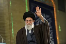 وزارت اطلاعات باید صد در صد انقلابی بماند و انقلابی عمل کند