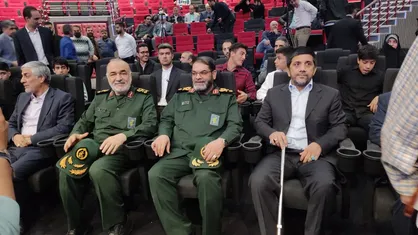 مراسم تجلیل از مدال&zwnj;آوران کشتی| تمجید فرمانده کل سپاه از دل آوری&zwnj;های تیم ملی