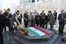 مراسم تجدید میثاق با امام راحل و شهدا در دانشگاه صنعتی نوشیروانی برگزار شد