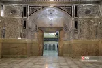ئئ