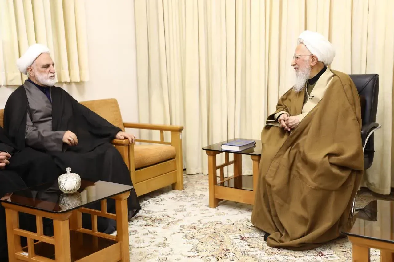 آیت‌الله جوادی آملی: همان خدایی که در صدر اسلام پیروزی‌های بزرگ را رقم زد، امروز نیز قادر است ملت مؤمن را یاری کند/ تبیین آخرین وضعیت برخی موضوعات مرتبط با قوه قضاییه از سوی رئیس دستگاه قضا