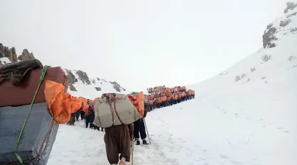 &laquo;۱۳ هزار قدم&raquo; یک کولبر برای نجات مادرش