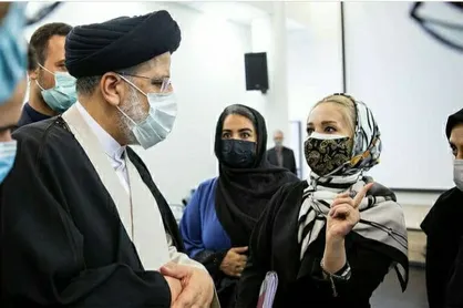 به دلیل عملکرد مثبت به شما رای می&zwnj;دهم / تبعیض بیشتر از فقر مردم را آزار می&zwnj;دهد
